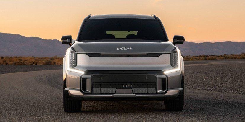 Представлен Kia EV9 GT: новый электрический внедорожник с упором на производительность 4 Kia EV9 GT
