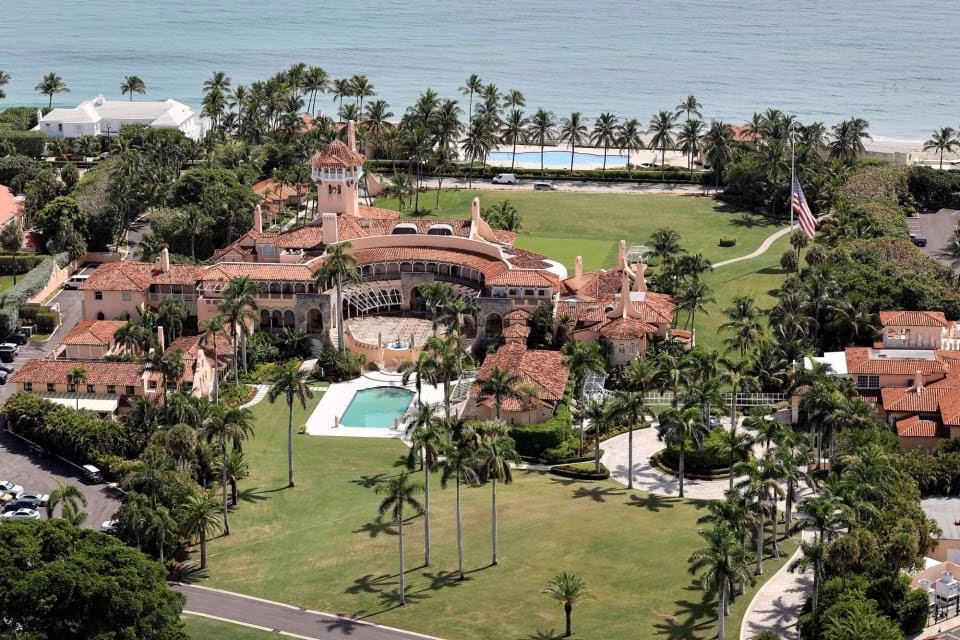 Дональд Трамп встретился с Марком Цукербергом в Mar-a-Lago 1 f326dbdeaabbaf6268e44665d6890b8c
