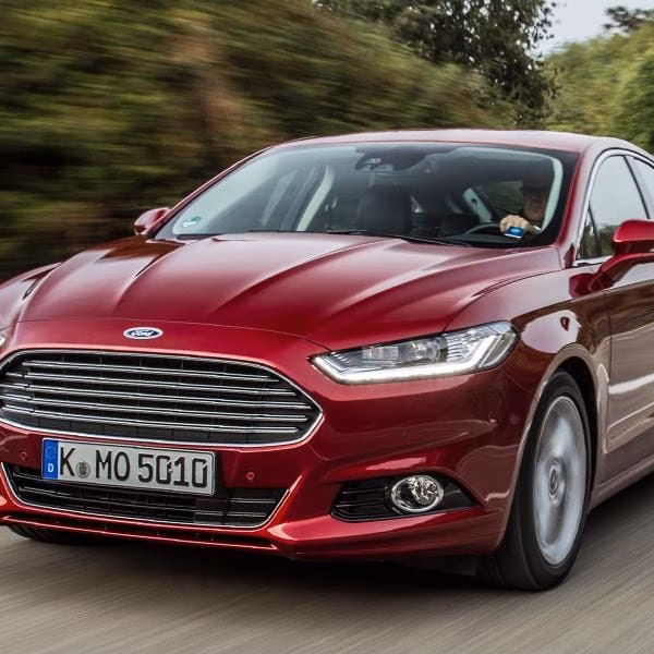 ford mondeo hatchback 14