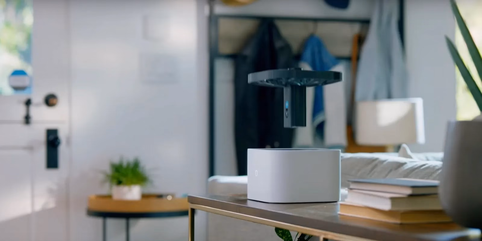 ТОП-10 необычных гаджетов 2024 года: от смартфона-клатча до подушки с ИИ 11 ring always home cam.jpg