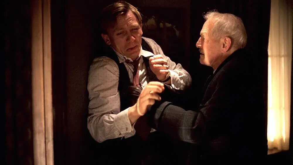 Топ-10 лучших фильмов с Дэниелом Крейгом 13 фильм