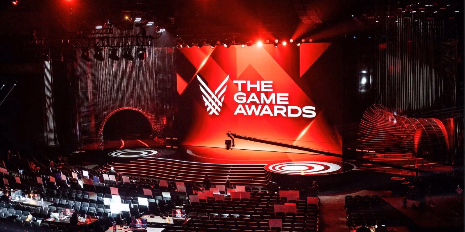 Все главные анонсы The Game Awards 2024: «Ведьмак 4», новая игра Naughty Dog и «Игра престолов» 2 the game awards 2023 show.jpg