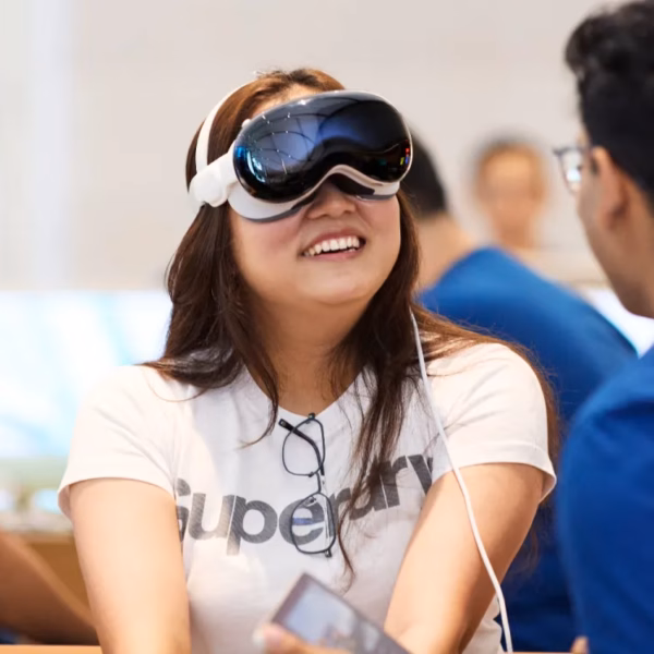 vision pro apple store.jpg