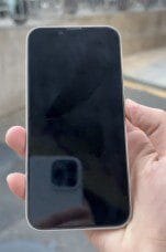 iPhone SE 4 получит экран с чёлкой 6 1 3