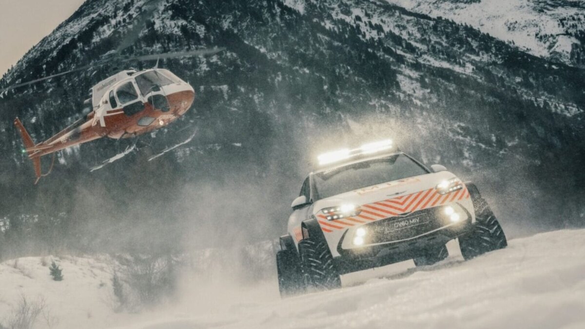 250124 genesisshowcasesgv60mountaininterventionvehicleconceptatdavos2025 2