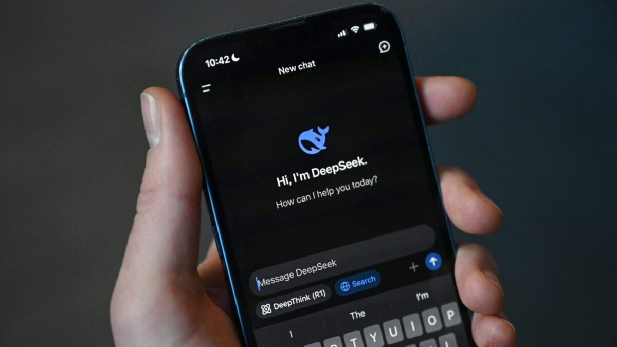 27deepseek explainer 1 01 hpmc videosixteenbynine3000