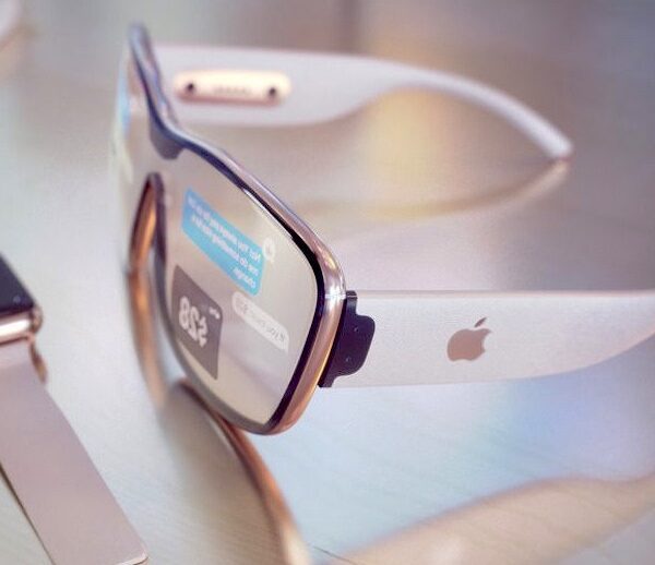 Apple smart glasses