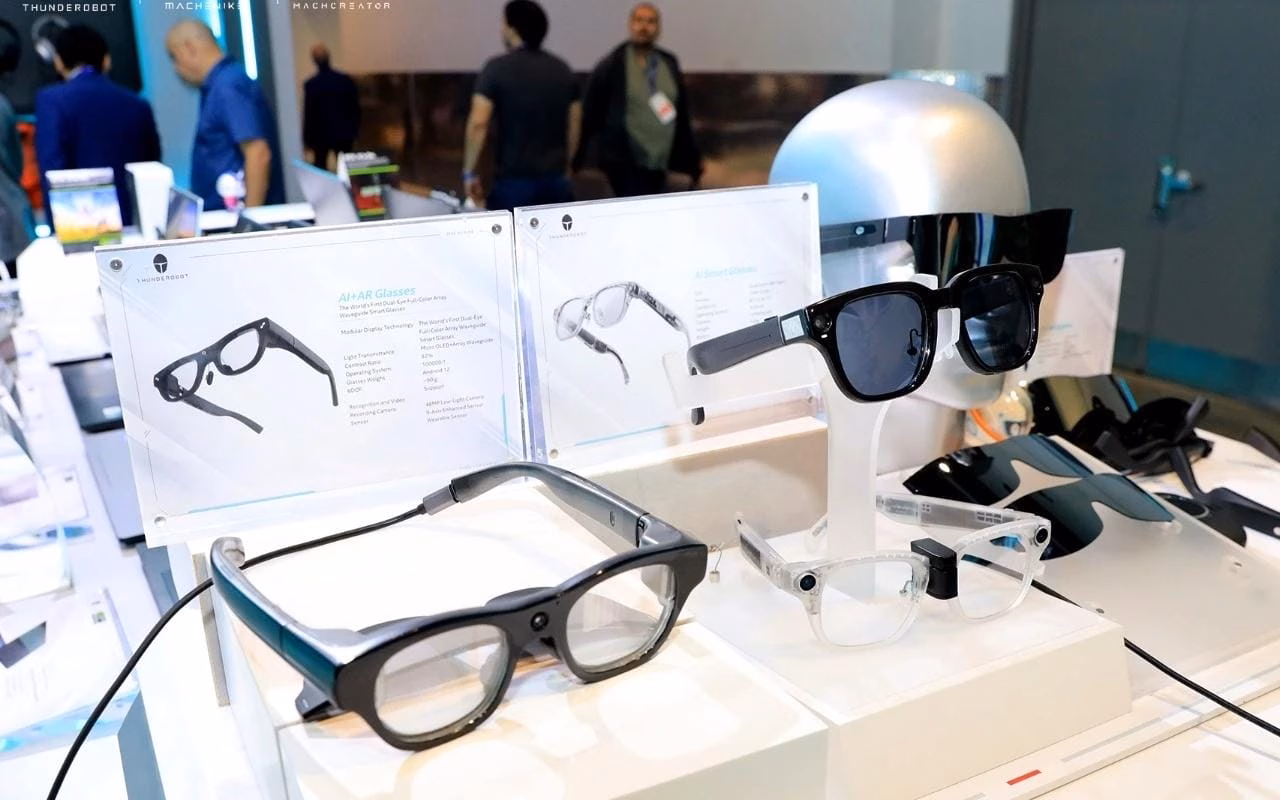 Thunderobot выпускает смарт-очки Aura AR 4 Thunderobot smart glasses