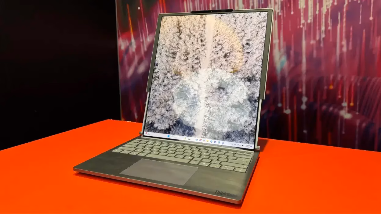 CES 2025: Lenovo показала ноутбук ThinkBook Plus Gen 6 со сворачивающимся экраном от Samsung Display 3 Lenovo ThinkBook Plus Gen 6