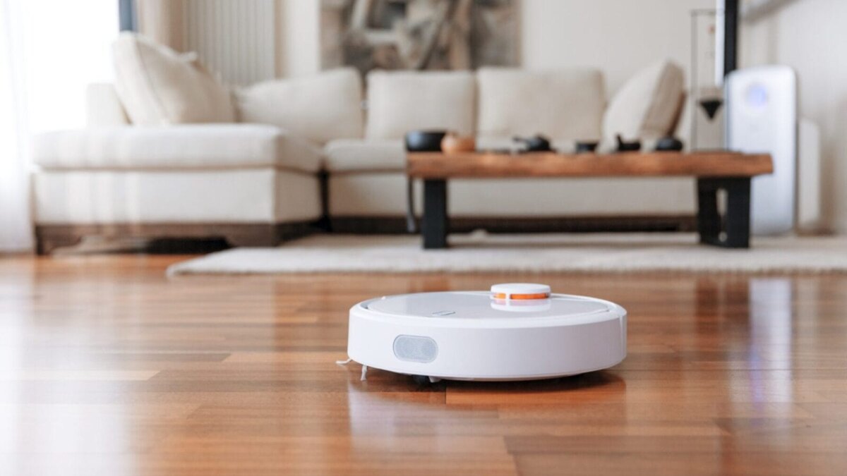 CES 2025: какие гаджеты ждать на технологической выставке 8 mi robot vacuum 06 1920x1280 1