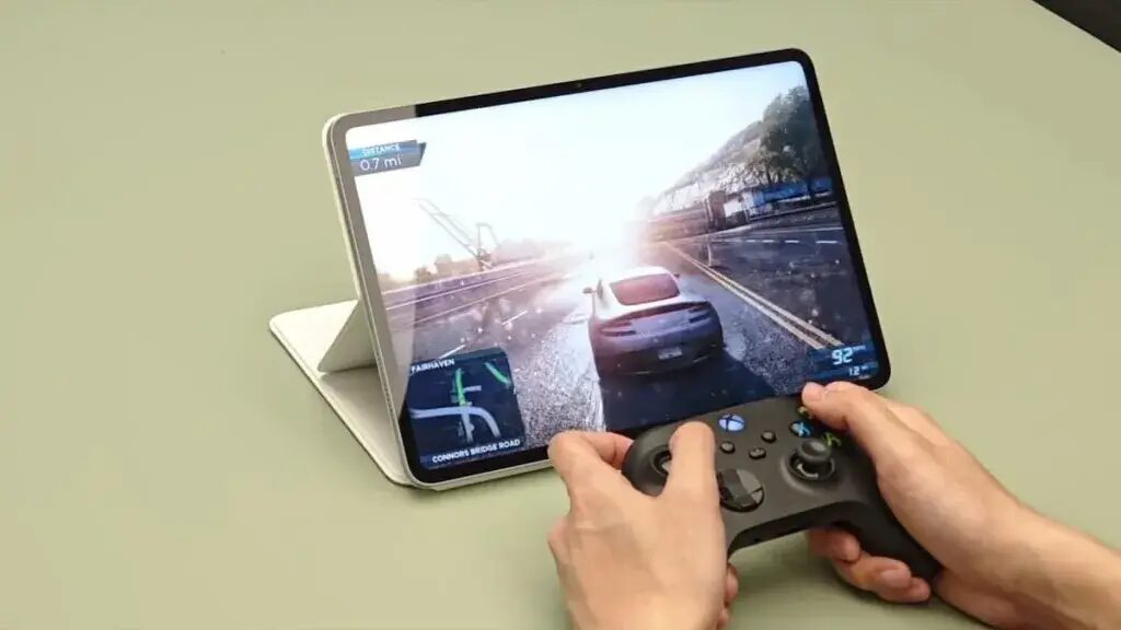 Xiaomi представила технологию WinPlay. Она позволяет играть в Windows-игры на планшете 3 Xiaomi WinPlay