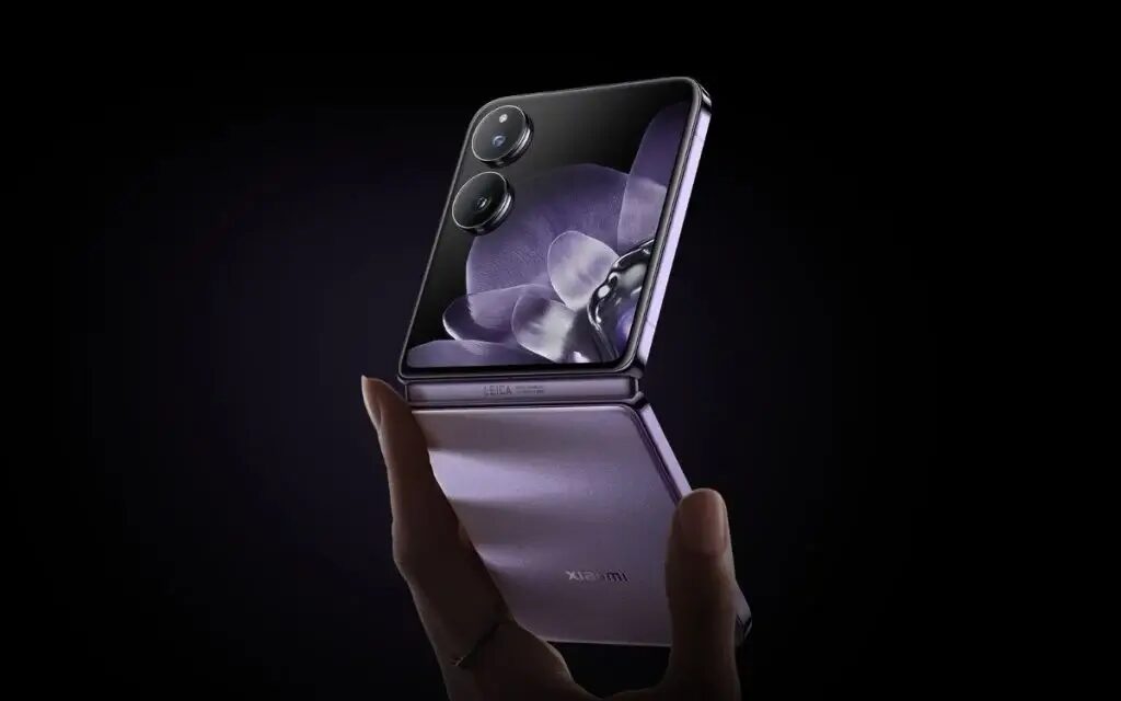 Складной смартфон Xiaomi Mix Flip 2 с двухкамерным модулем