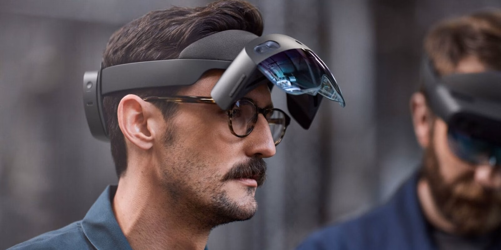 Microsoft закрывает направление HoloLens 2 Microsoft HoloLens