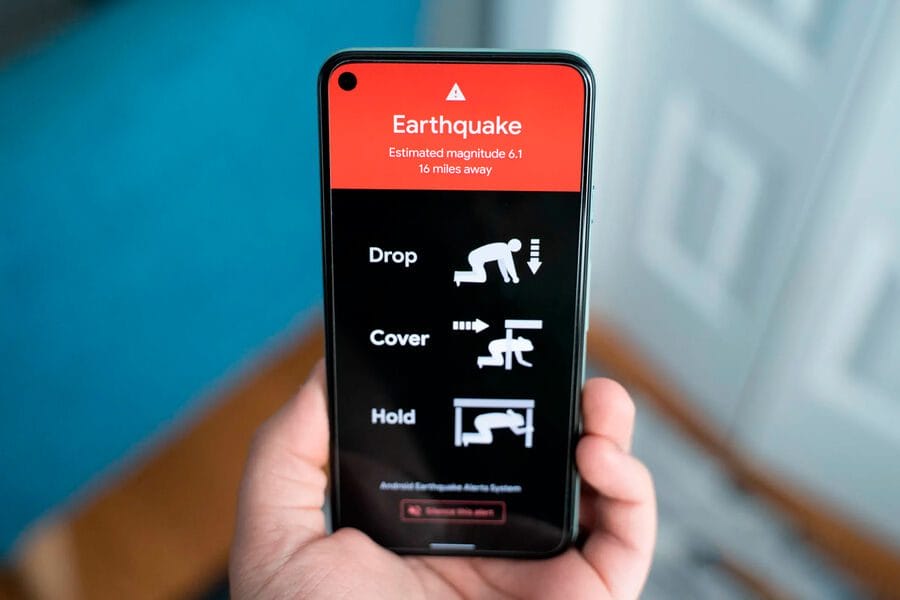 Google отключила систему оповещения о землетрясениях после ложной тревоги в Бразилии 2 android earthquake alerts warning pic 32ratio 900x600 900x600 92471 1