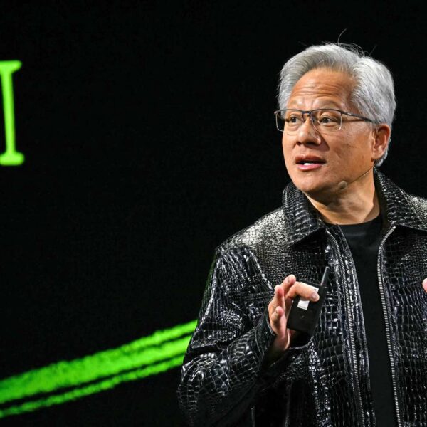 Nvidia меняет правила: ИИ для заводов, рекламы и роботов вместо облаков (gettyimages 2192215403 e83d5cdfed554725b93ade7902a622b7)