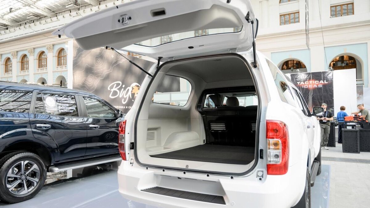 Объявлены цены на первый в России пикап-хардтоп OTING Palasso 10