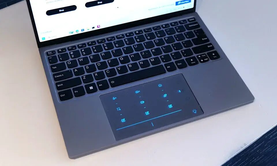 MWC 2025: Lenovo показала ThinkBook Flip AI PC — ноутбук с гибким 18-дюймовым дисплеем 4 0cd2a8e0 f600 11ef 9abf e36a06792ac8