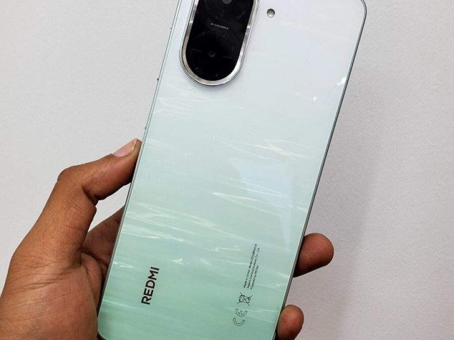 Motorola Edge 60 Stylus: утечка рендеров 5 1 7