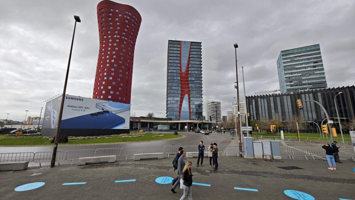 Xiaomi 15 Ultra и Apple iPhone 16 Pro Max: Подробное сравнение камер 38 Xiaomi 15 Ultra