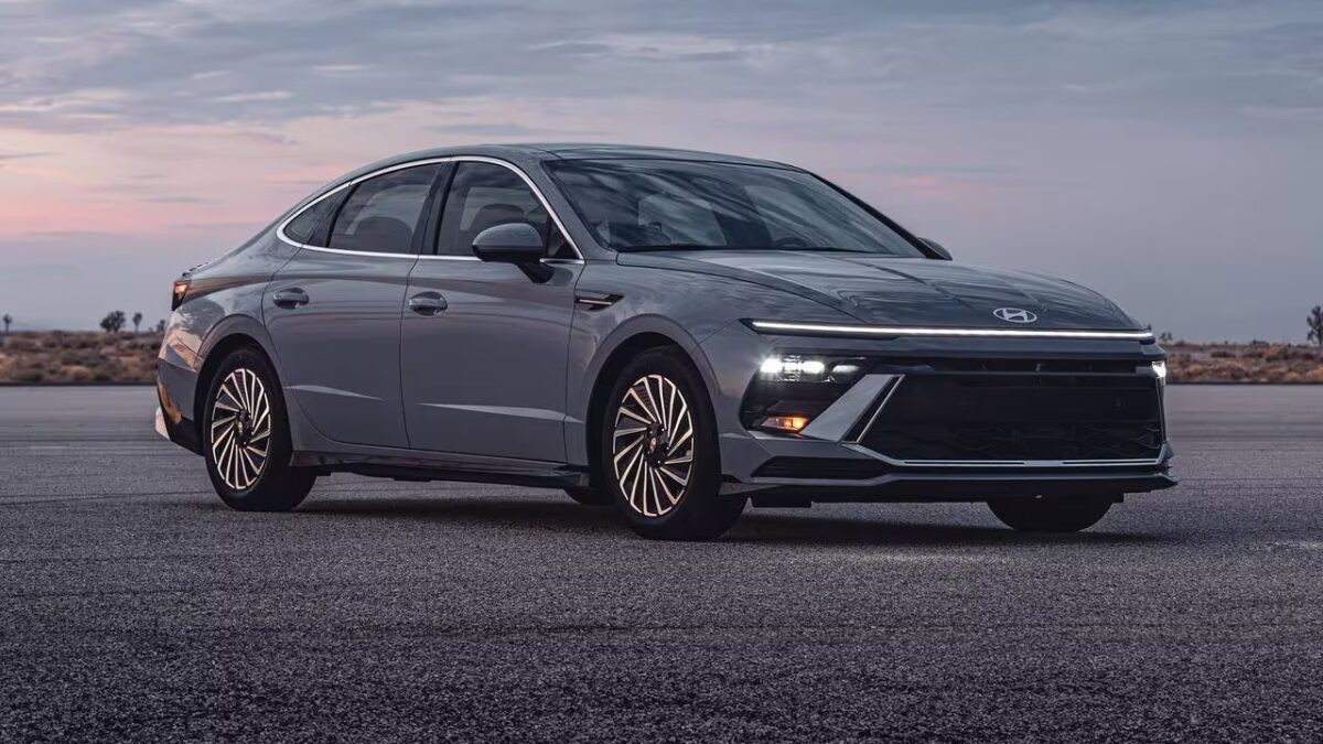 2025 hyundai sonata sedan limited hybrid fq oem 1 1280.jpg