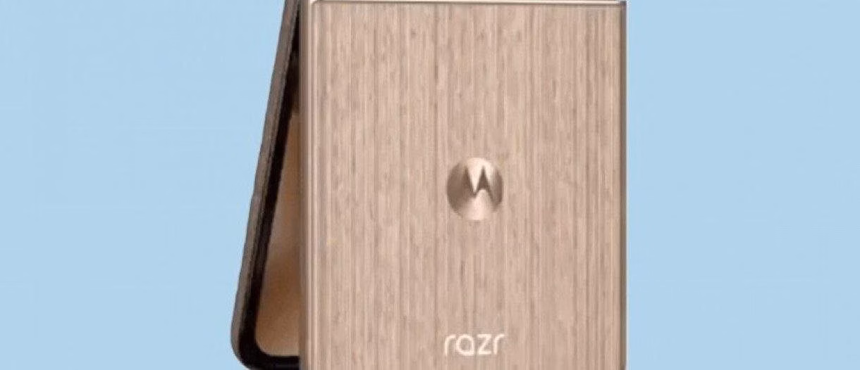 Motorola Razr 60 Ultra с деревянным корпусом засветился на тизере 2 Motorola Razr 60 Ultra Nordic Wood