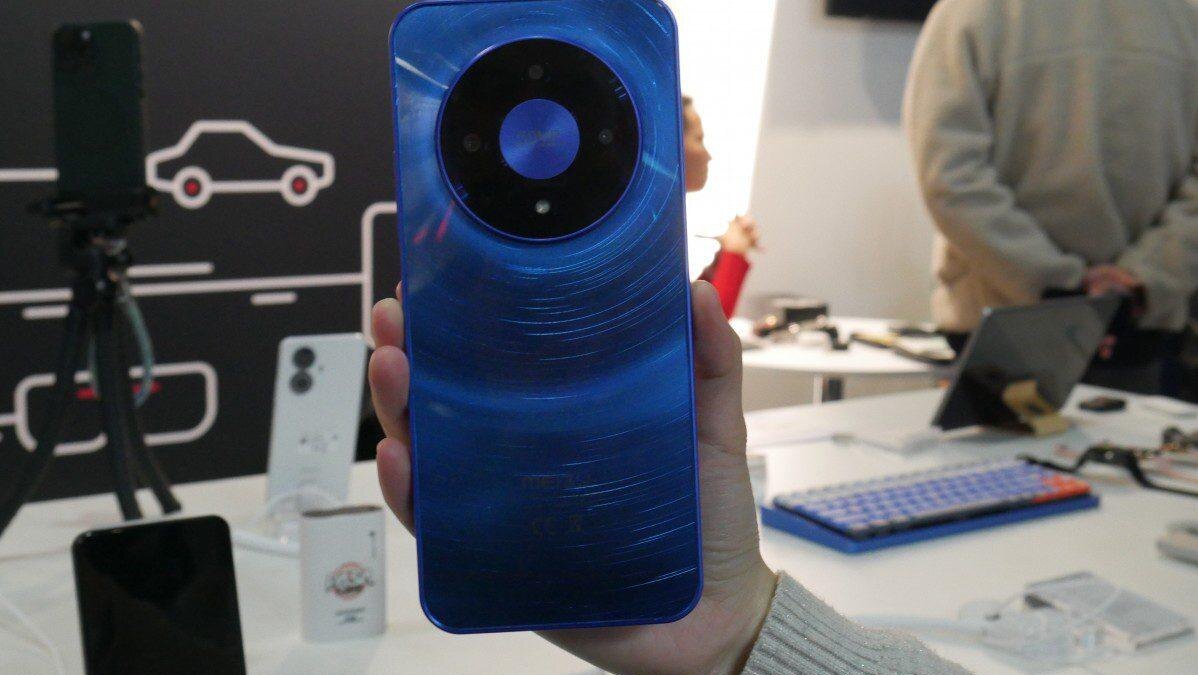 MWC 2025: Meizu показала несколько новых смартфонов 7 gsmarena 015 1