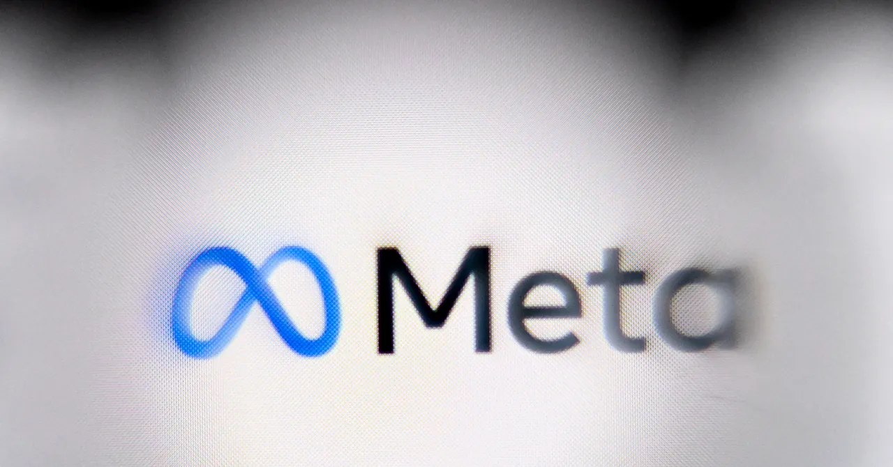 * Meta Platforms признана экстремистской организацией, её деятельность в России запрещена, а также принадлежащие ей социальные сети Facebook и Instagram запрещены в России.