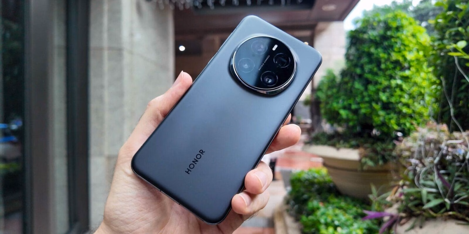 Honor Magic 7 Pro с передовой AI-камерой поступил в продажу в России 5 phhlurclenvkkdjeo2pxs7