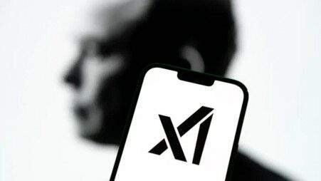 xAI Илона Маска покупает X 2 xai logo