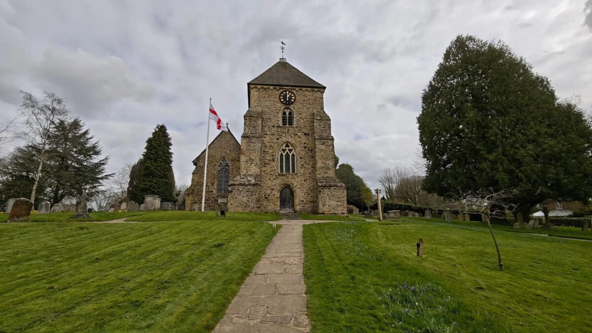 xiaomi 15 ultra wide church