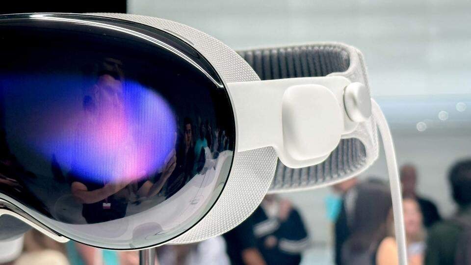 Сообщается, что Apple работает над двумя новыми версиями Vision Pro 2 34f1d6754b9504ea7c849254a5f4b5b7