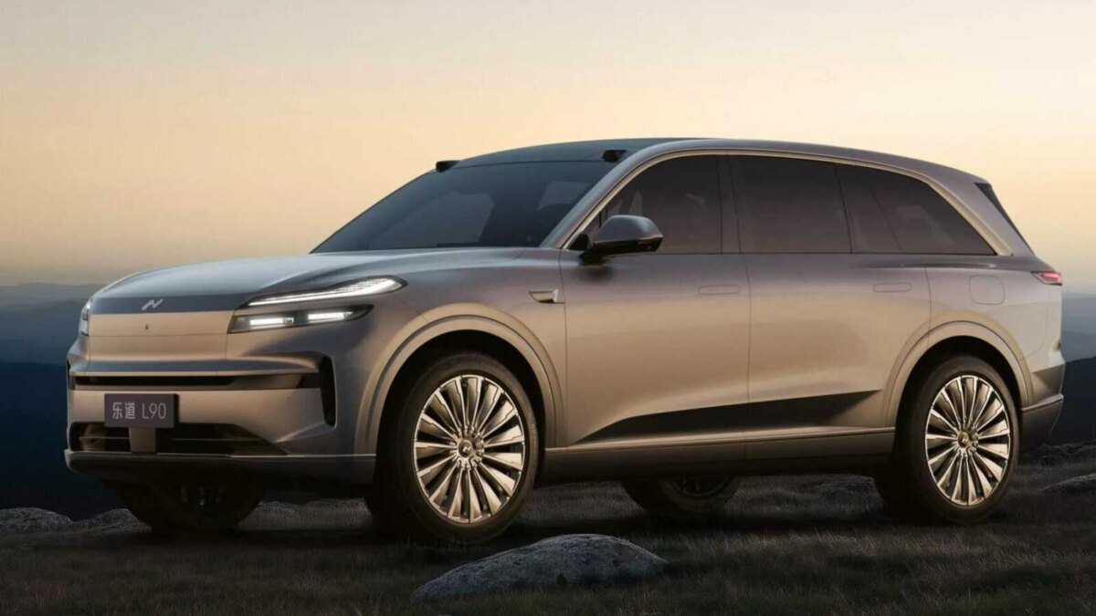 Nio готовит 5-метровый электрокроссовер Onvo L90 для всей семьи 4 4337117