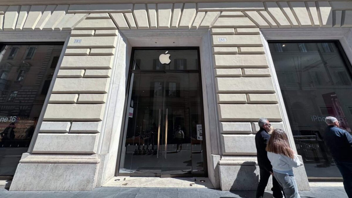 История и технологии: что скрывает уникальный Apple Store в центре Рима 11 63278 131491 oputside xl