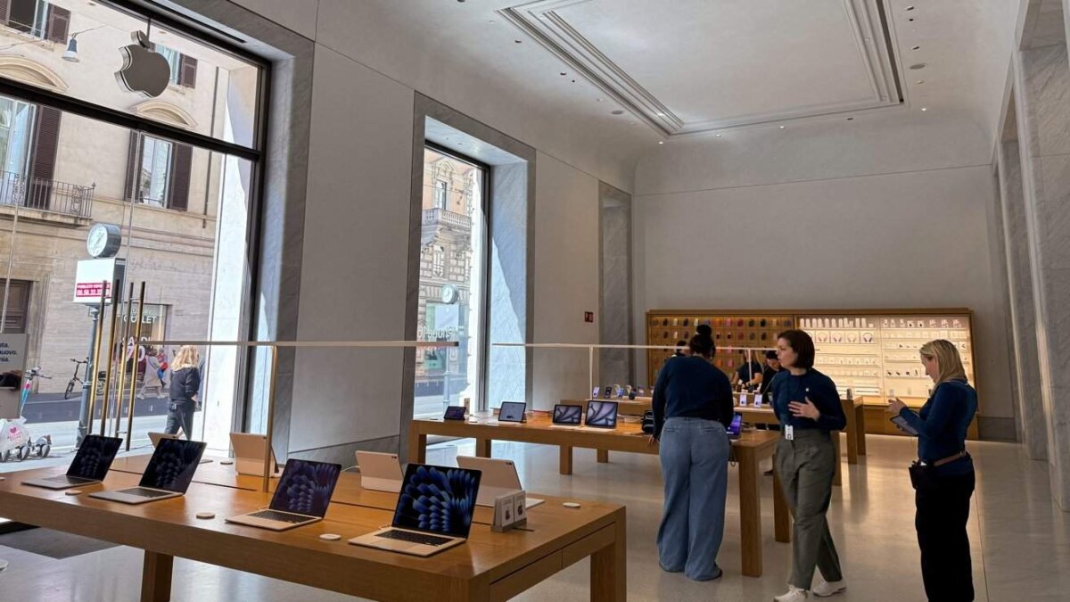 История и технологии: что скрывает уникальный Apple Store в центре Рима 14 63278 131492 stor 2