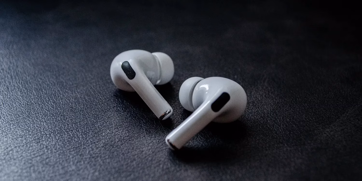 Прозрачные AirPods? Уникальный прототип вызывает бурю эмоций 6 airpods pro 2.jpg