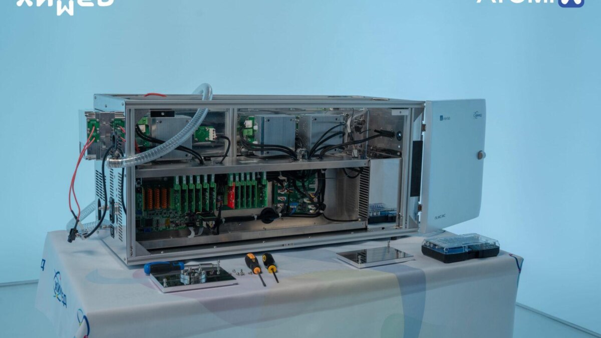 ХИММЕД создал передовой российский хромато-масс-спектрометр AtomiX 5 atomix 4 scaled