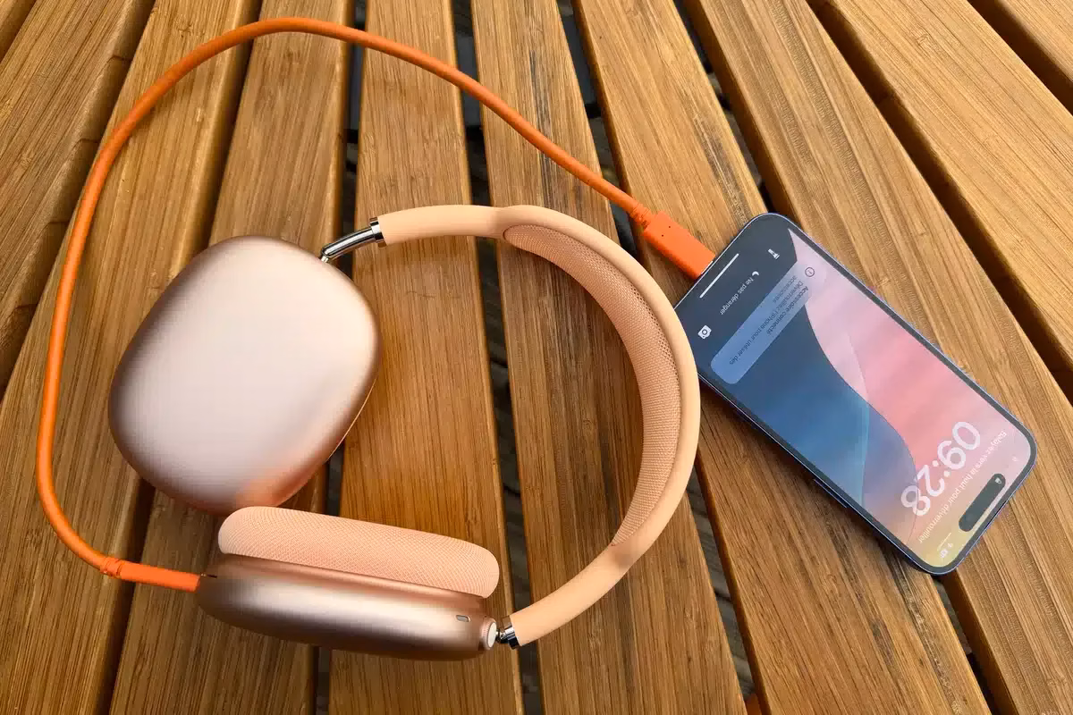 AirPods Max получили три новых функции с обновлением iOS 18.4 2 breaking usb c airpods max fail to work wired – whats