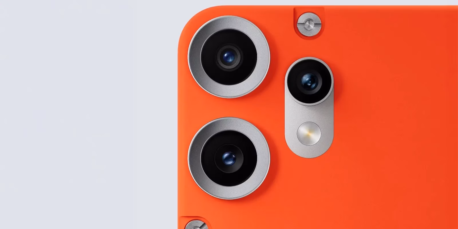 Новый CMF Phone 2 Pro получил дизайн с винтами и улучшенные камеры 8 cmf phone 2 pro camera tease.jpg