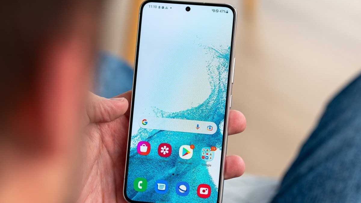 Galaxy S22 получает One UI 7, но не как у S24: чего не хватает в обновлении 1 gsmarena 015