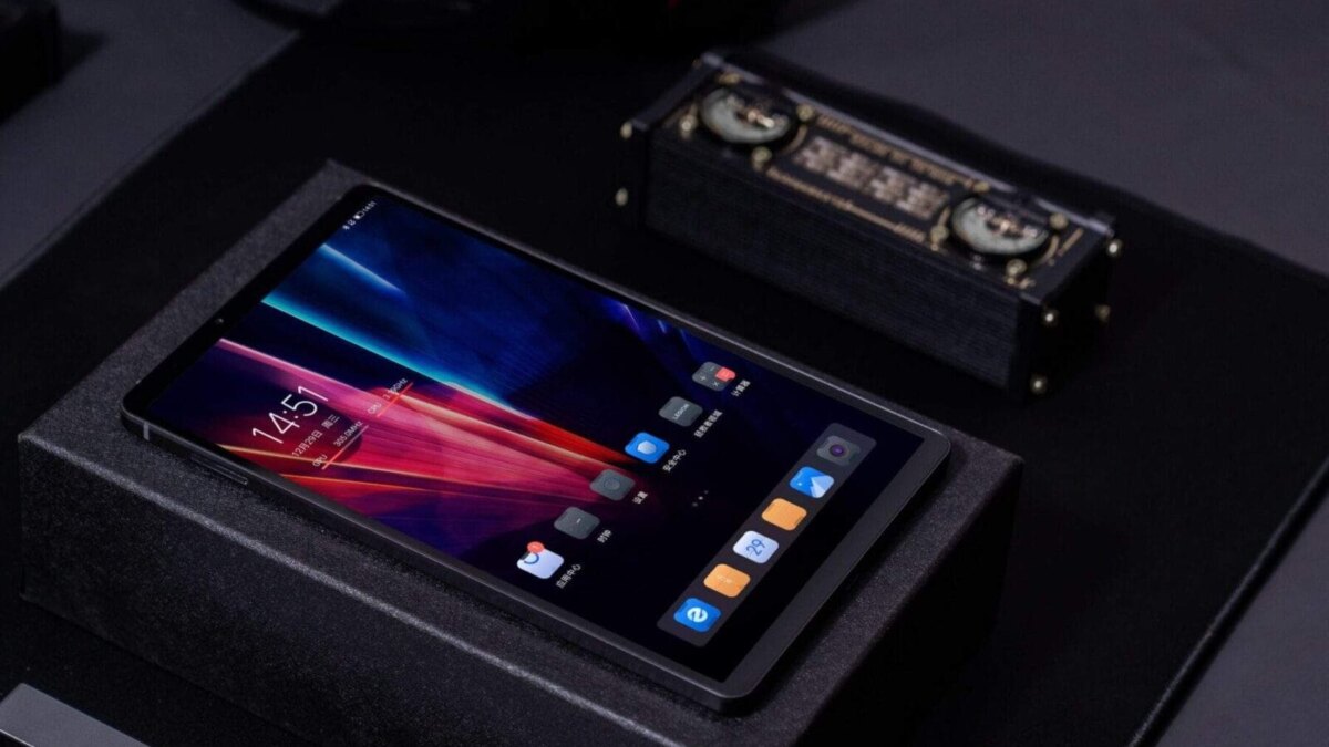 Lenovo готовит новый компактный игровой планшет Legion Y700 2 Lenovo Legion Y700