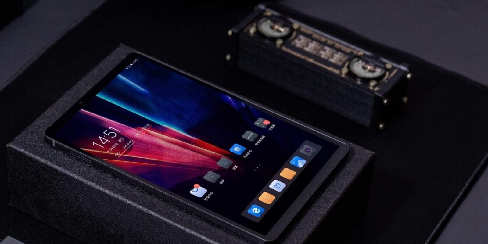 Lenovo Legion Y700