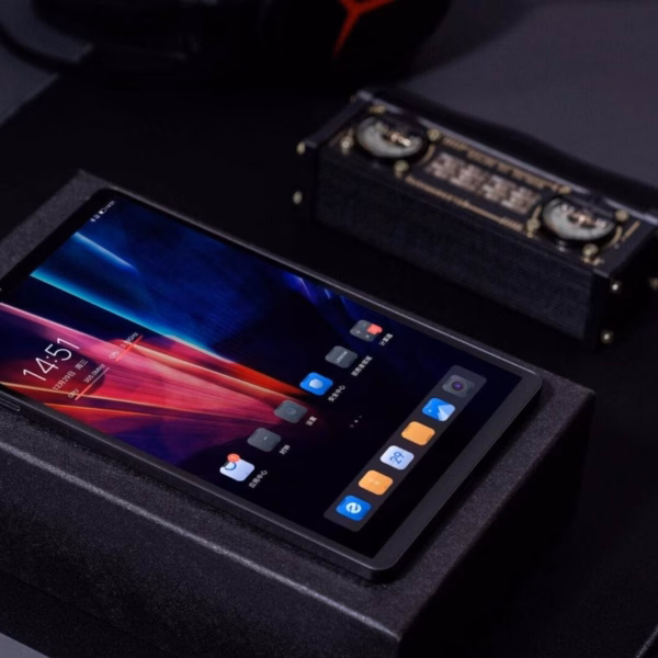 Lenovo Legion Y700