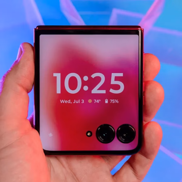 motorola razr plus 9434.jpg
