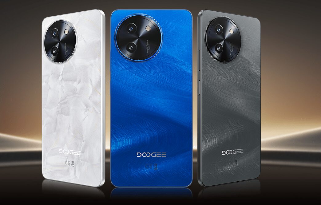 Три смартфона Doogee с круглыми камерами сзади