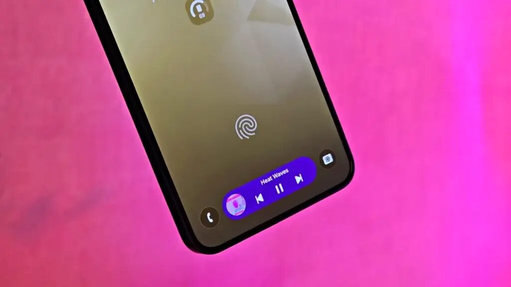 Samsung внедрила новый способ управления YouTube между устройствами 4 one ui 7 now bar 1024x576 1