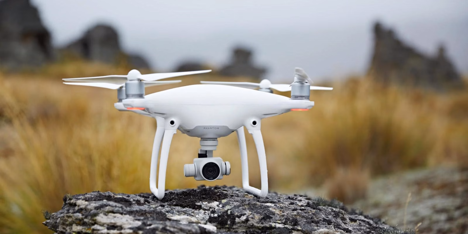 DJI завершила выпуск дронов серии Phantom: ушла эпоха 1 phantom 4 action 5 d6727503 97d7 46e9 b7ac ce68025a9cf8.jpg