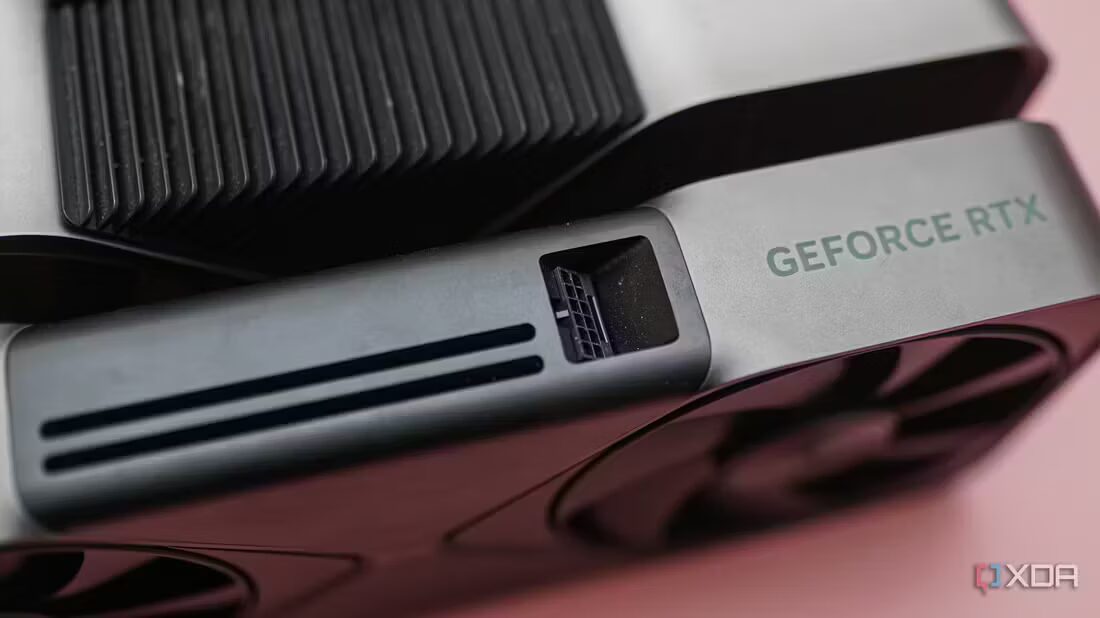 GeForce RTX 5090 снова расплавила кабель — вместе с блоком питания 4 rtx 5090 connector