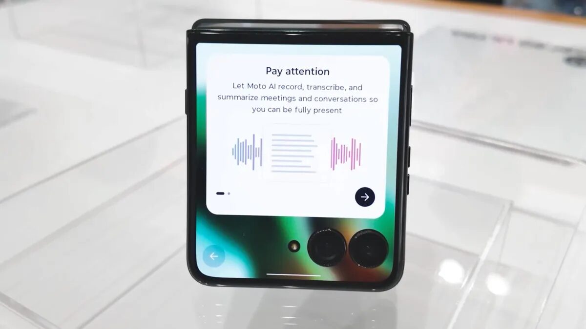 Три новых Razr: Motorola обновила складные смартфоны 2025 года 11 screenshot 2025 04 23 at 8 17 10pm.jpg