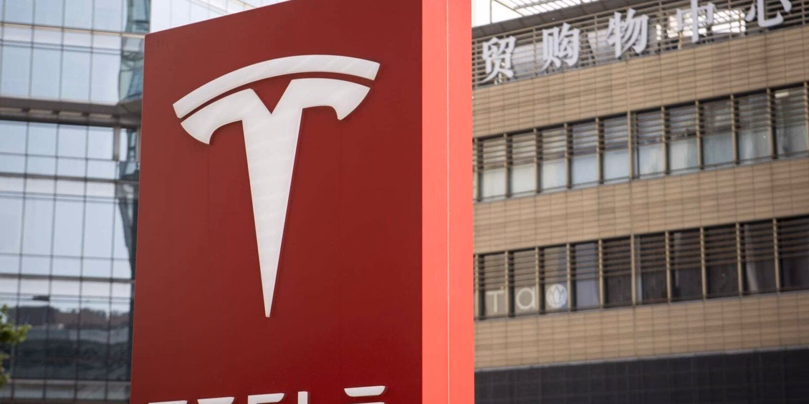 Tesla теряет доверие американцев: новый опрос фиксирует антирекорд по восприятию бренда 1 Tesla