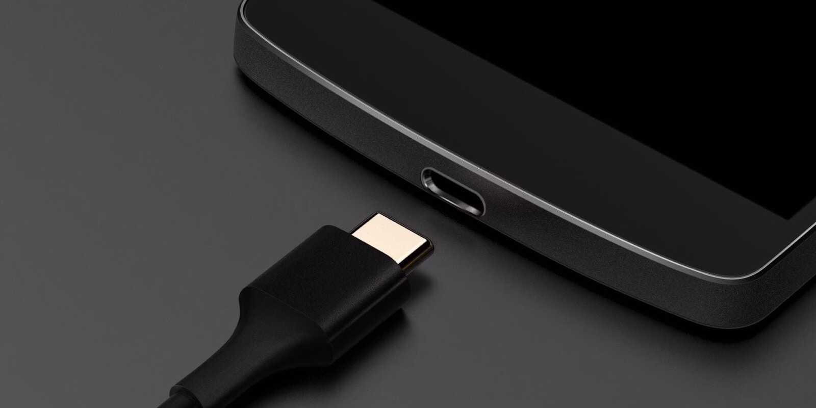 Android 16 защитит USB-порт: как новая функция обезопасит зарядку 1 usb type c macro image